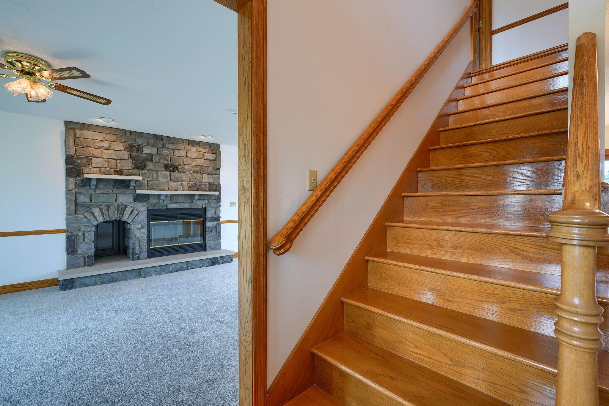3726 Sulphur Spring Road Kingston, OH 45644 - Photo 22 of 66 Going up