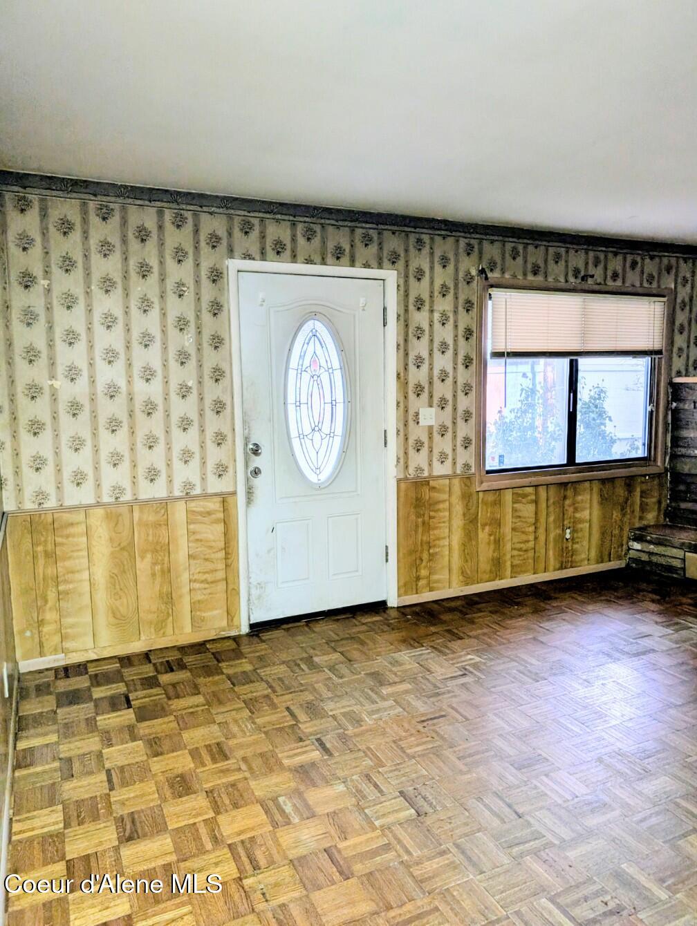 6873 Hill Side Alley Bonners Ferry, ID 83805 - Photo 5 of 27 Living room view 2