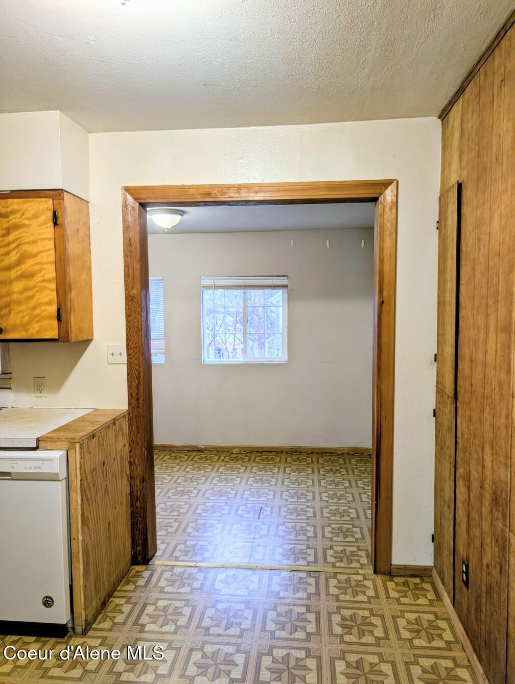 6873 Hill Side Alley Bonners Ferry, ID 83805 - Photo 9 of 27 Dining room off of kitchen