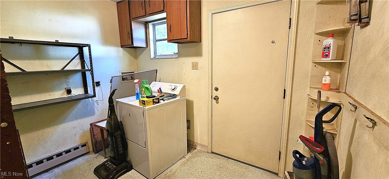 3003 Oil City Road Wooster, OH 44691 - Photo 12 of 31 Laundry room and pantry,