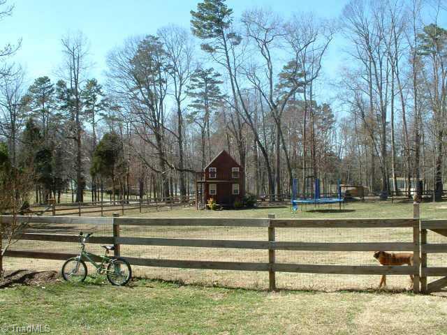 4189 Gumtree Road Winston-Salem, NC 27107 - Photo 2 of 9 Other.