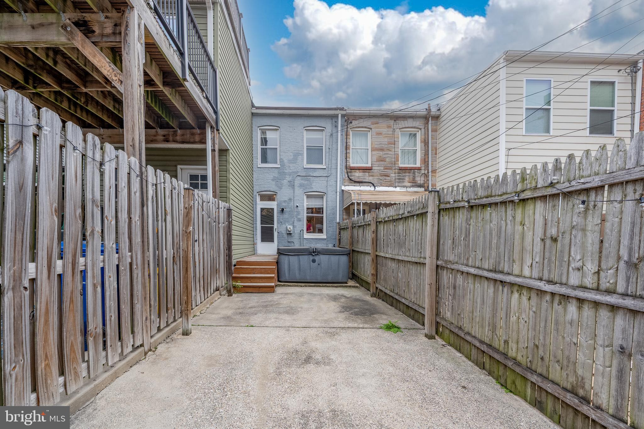1452 Decatur Street Baltimore, MD 21230 - Photo 29 of 34 Back patio