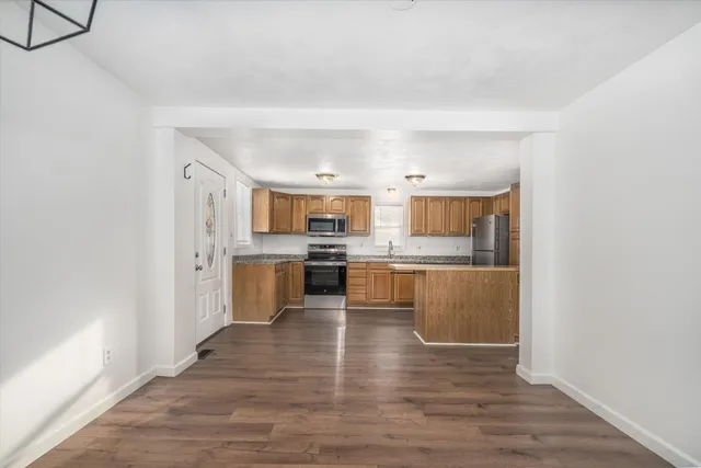 $2,200 | 657 West Swanzey Road, Swanzey, NH 03446