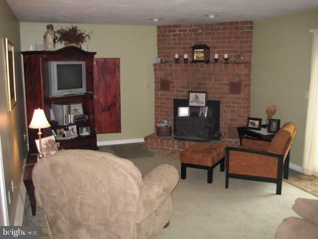 105 South Ridge Road Boiling Springs, PA 17007 - Photo 3 of 10 Gallery Image 3