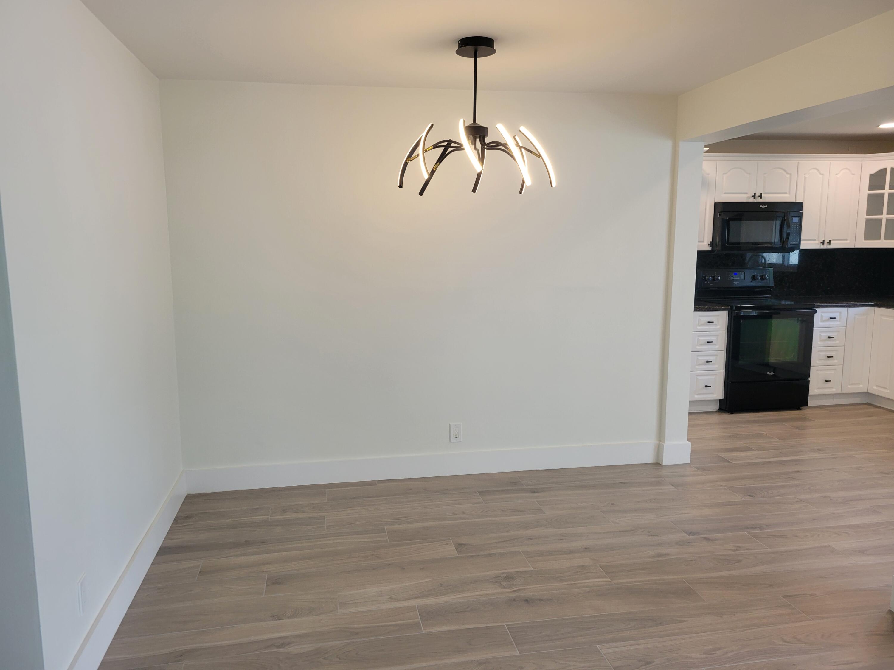 Undisclosed Address Boca Raton, FL 33432 - Photo 12 of 23 17_Dining01