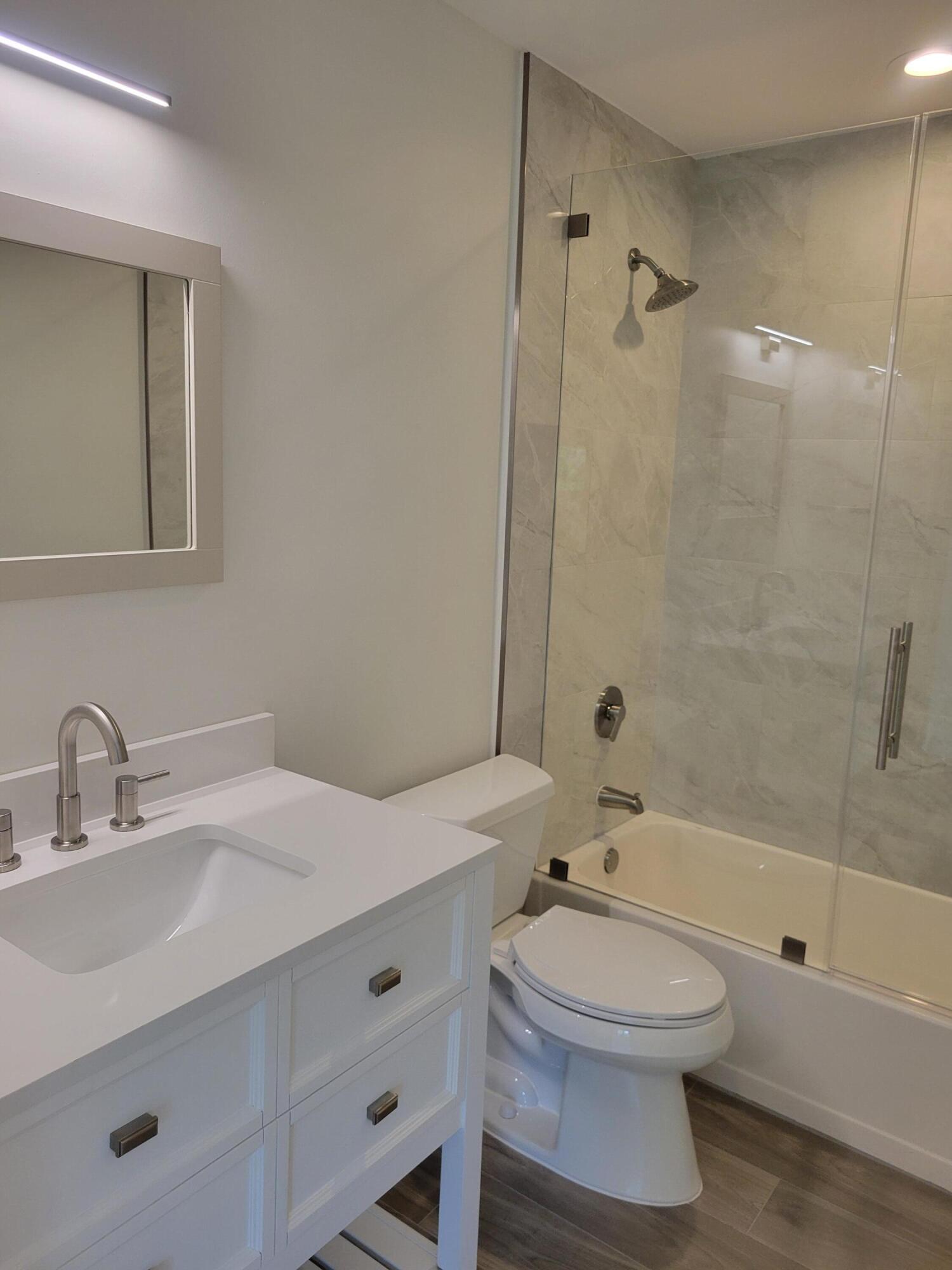 Undisclosed Address Boca Raton, FL 33432 - Photo 14 of 23 22_Bath-I03