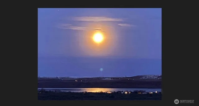 $495,000 | 10835 Ne Road, Unit 36, Coulee City, WA 99115