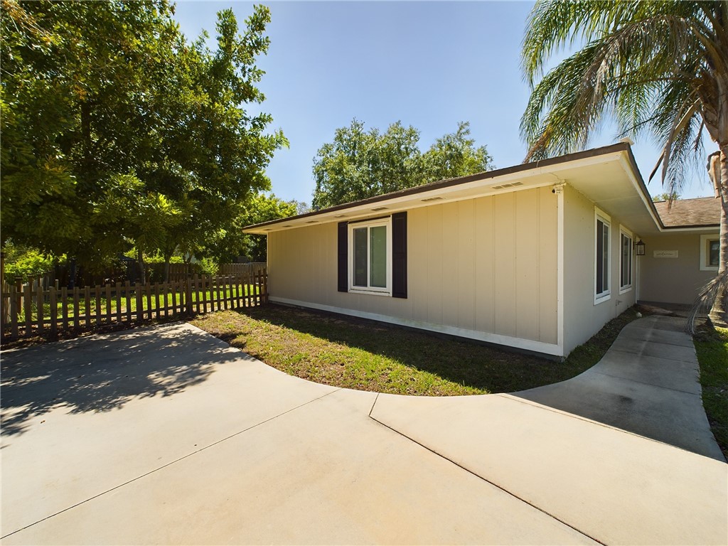 11086 Roseland Road Sebastian, FL 32958 - Photo 2 of 22