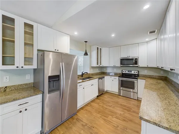 $2,150 | 11086 Roseland Road, Sebastian, FL 32958