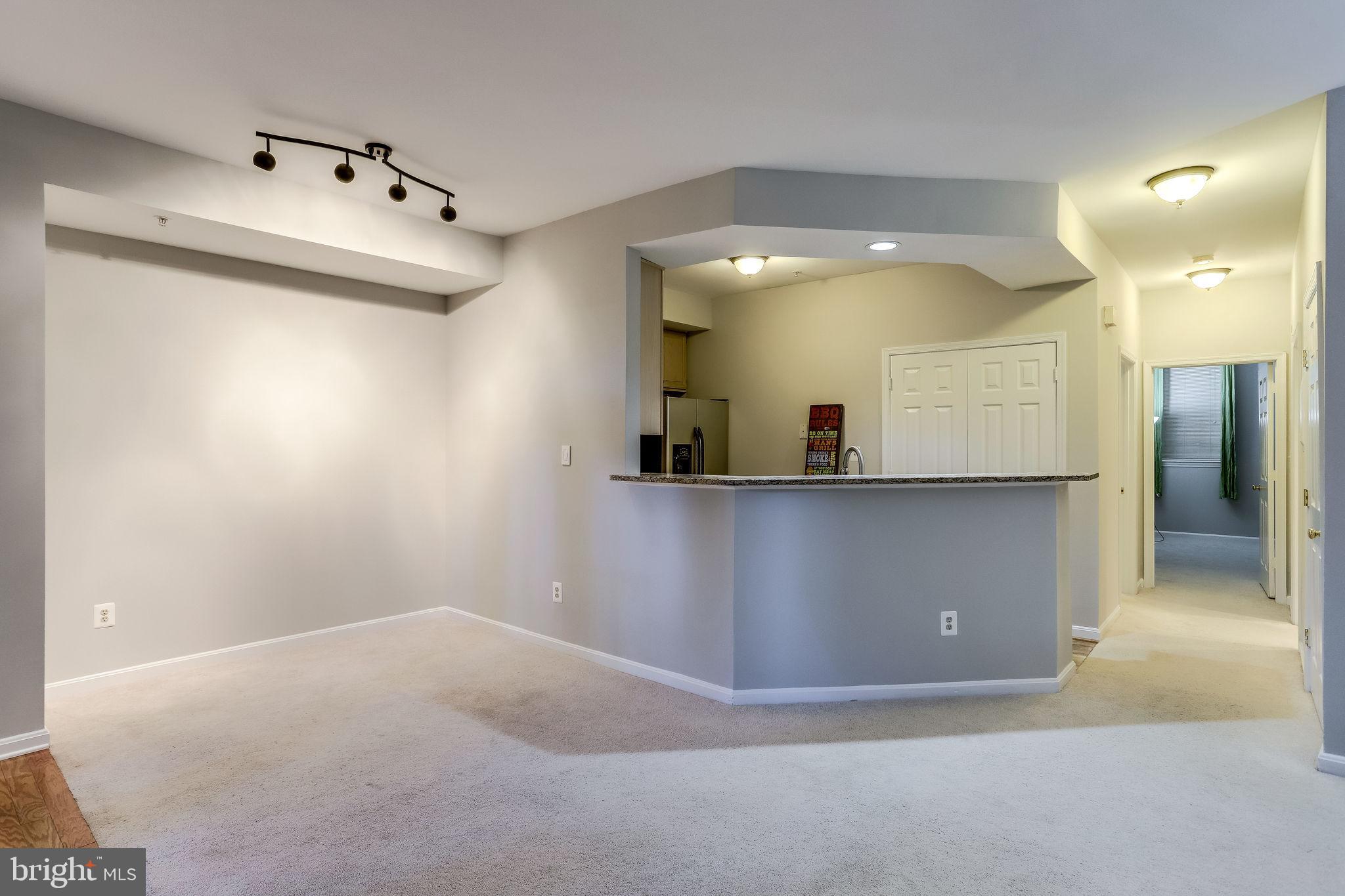 1357 Garden Wall Circle, Unit 708 Reston, VA 20194 - Photo 11 of 39 Hop up to the bar for breakfast