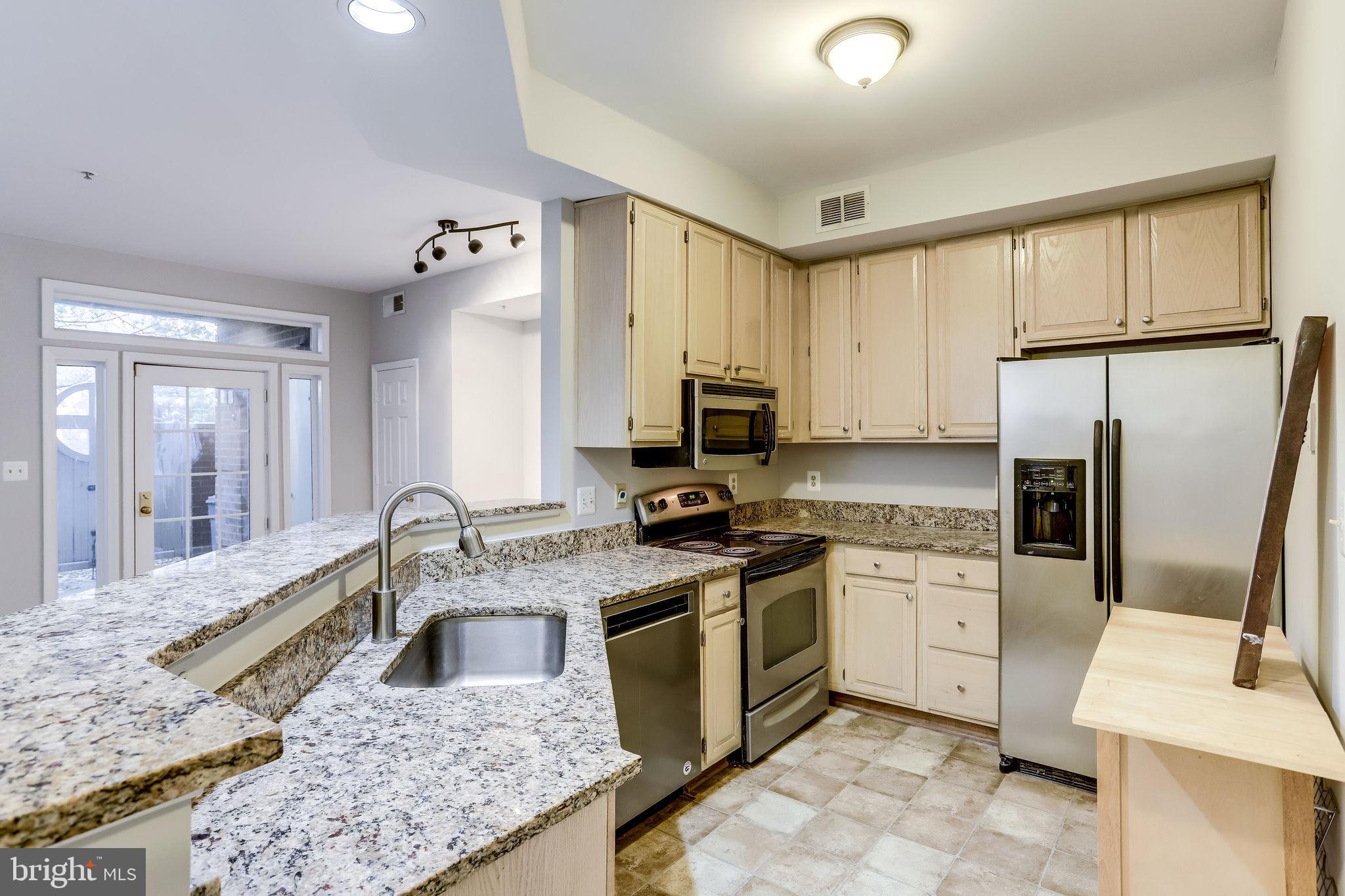 1357 Garden Wall Circle, Unit 708 Reston, VA 20194 - Photo 14 of 39 Welcome Home!