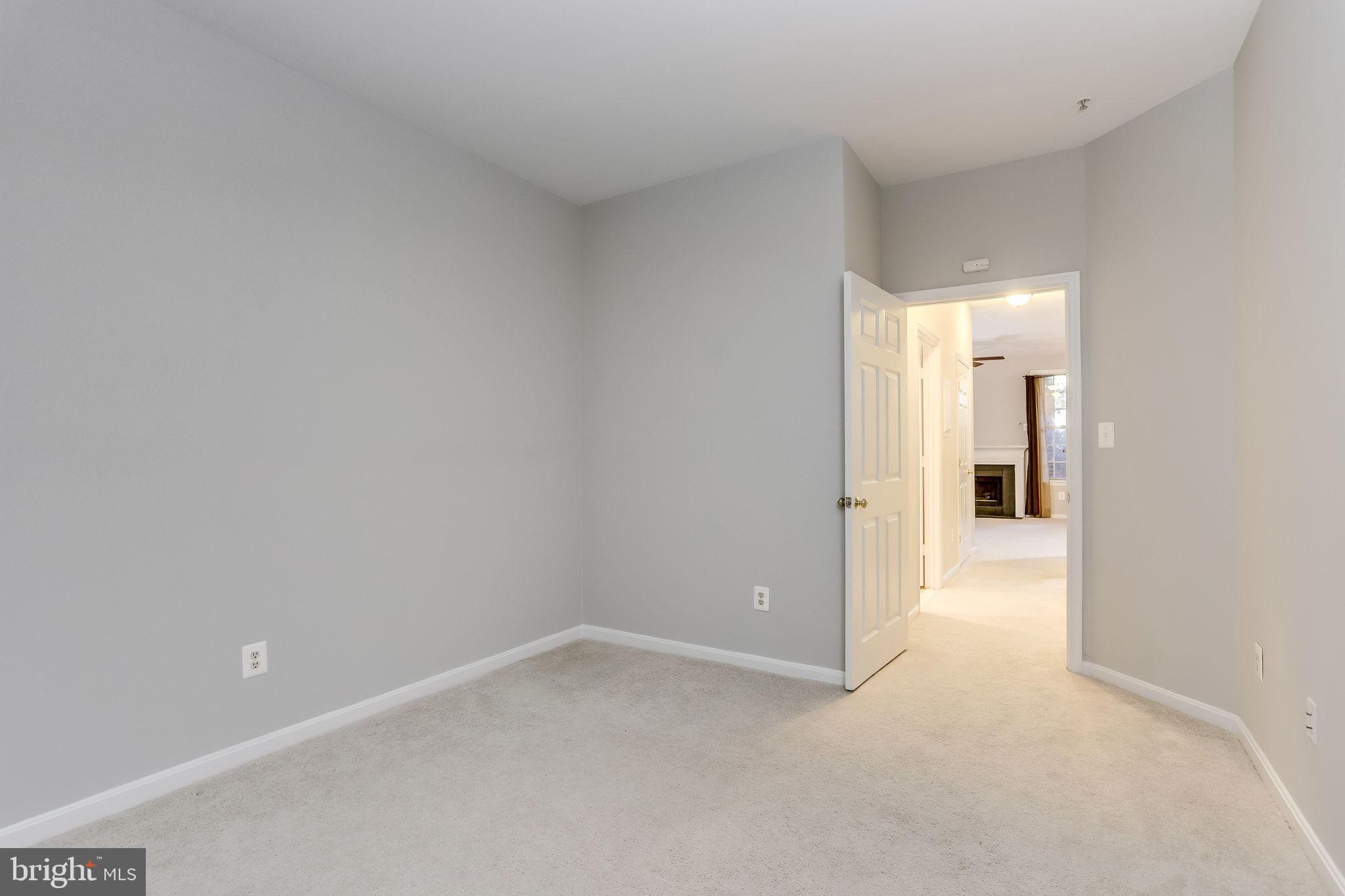 1357 Garden Wall Circle, Unit 708 Reston, VA 20194 - Photo 22 of 39 Spacious Master bedroom