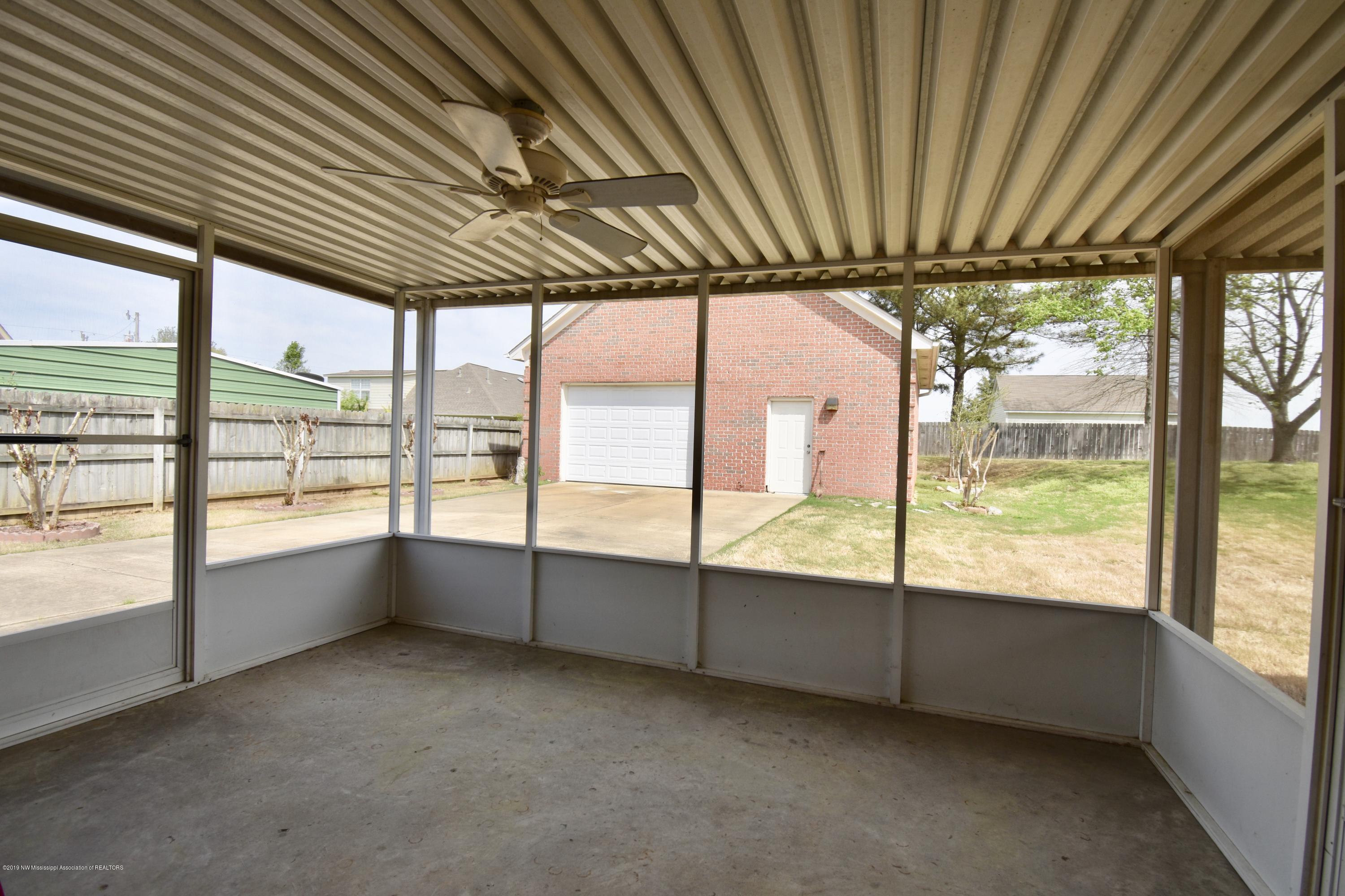 8980 Bell Ridge Drive Olive Branch, MS 38654 - Photo 20 of 31 Screened patio