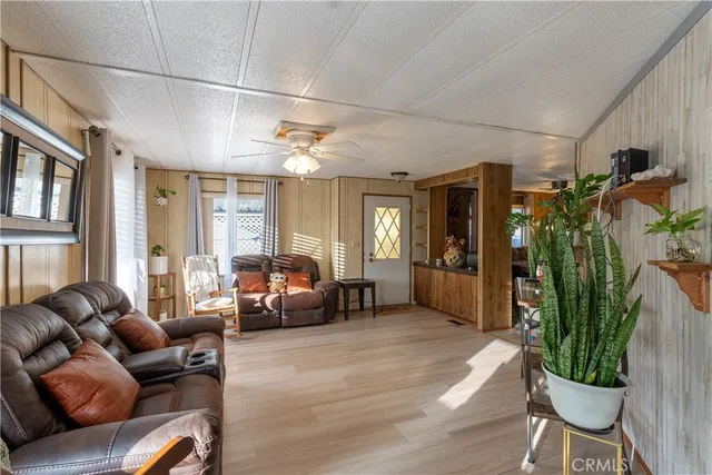 $65,000 | 575 South Lyon Avenue, Unit 60, Hemet, CA 92543