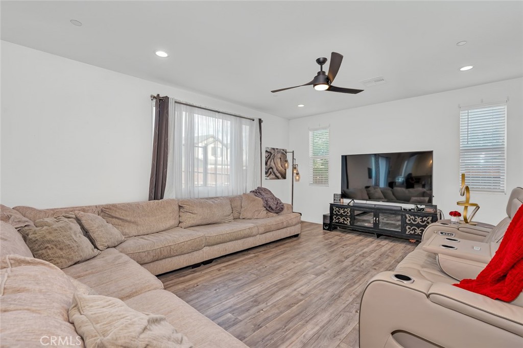 3588 Sunstone Court Merced, CA 95340 - Photo 11 of 43
