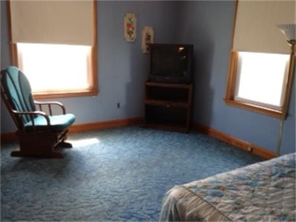 97 Ralph Chapman Road Swansea, MA 02777 - Photo 6 of 11 Gallery Image 6