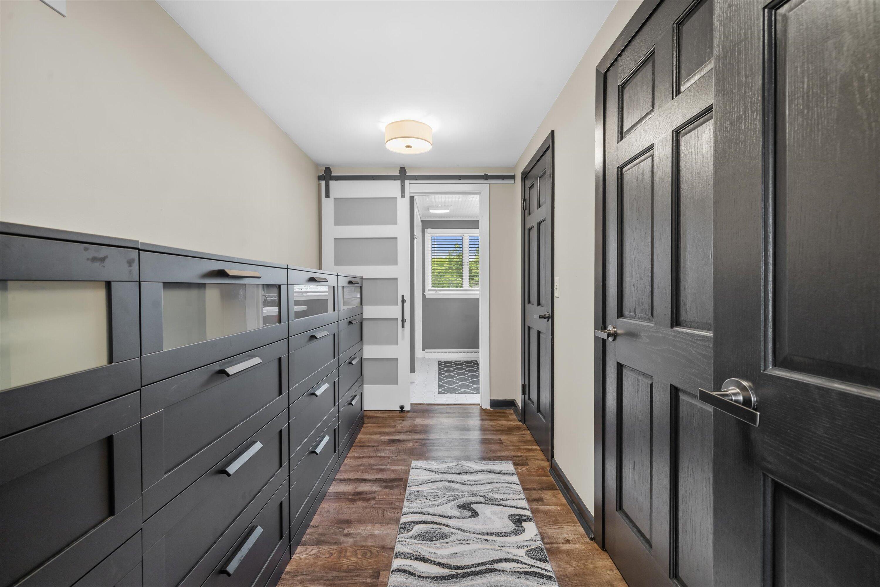 3 Shorewood Court Wind Point, WI 53402 - Photo 19 of 57 Upper Primary Walk-in Closet