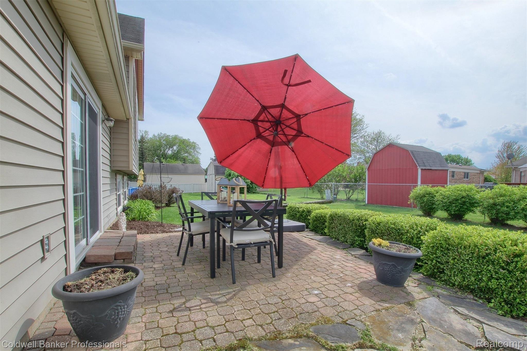475 North Willard Road Canton, MI 48187 - Photo 34 of 41 Patio off Living Rm