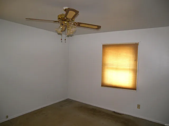 $208,000 | 217 East Ramar Drive, Warsaw, IN 46580