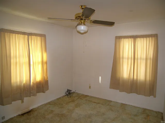 $208,000 | 217 East Ramar Drive, Warsaw, IN 46580