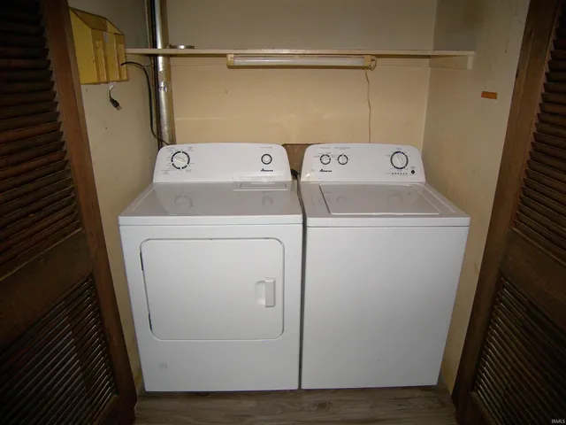 $208,000 | 217 East Ramar Drive, Warsaw, IN 46580