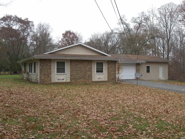 $208,000 | 217 East Ramar Drive, Warsaw, IN 46580