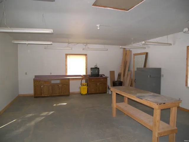 $208,000 | 217 East Ramar Drive, Warsaw, IN 46580