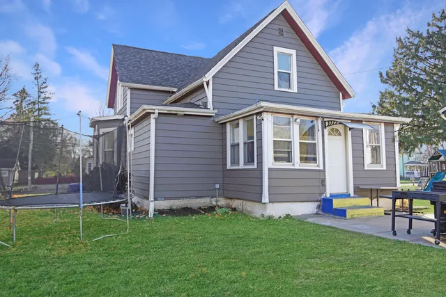 $315,000 | 524 Hamilton Street West, West Salem, WI 54669