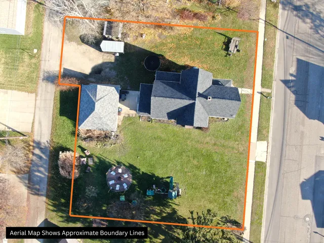 $315,000 | 524 Hamilton Street West, West Salem, WI 54669