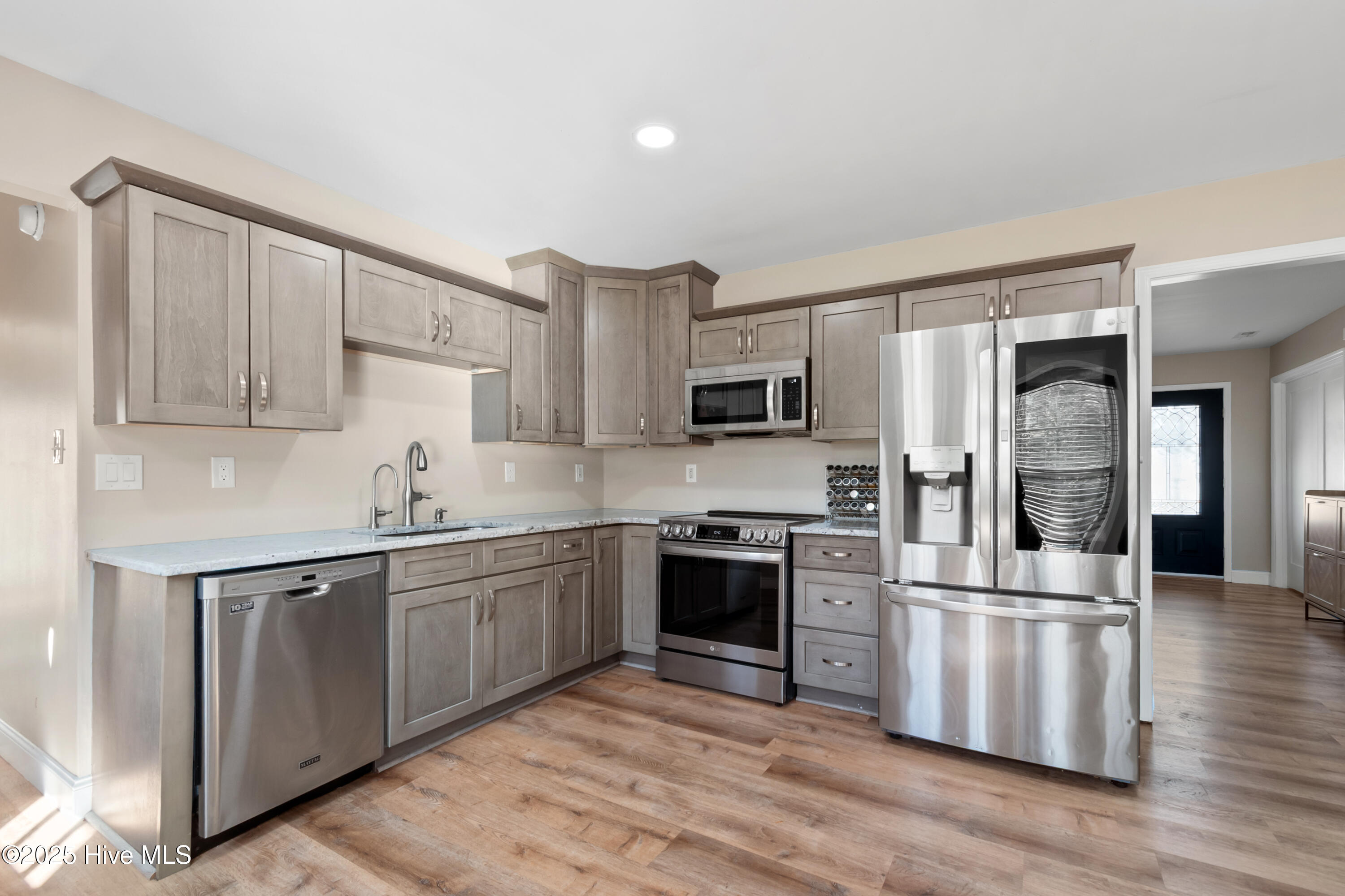 212 Deer Haven Drive Richlands, NC 28574 - Photo 8 of 22 17