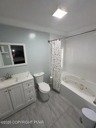 $2,100 | 5228 Hummingbird Drive, Pocono Summit, PA 18346