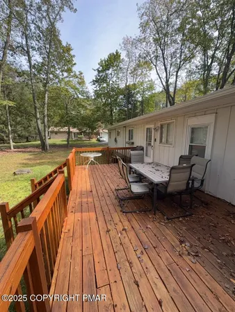 $2,100 | 5228 Hummingbird Drive, Pocono Summit, PA 18346