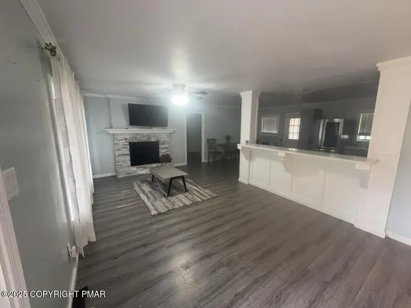 $2,100 | 5228 Hummingbird Drive, Pocono Summit, PA 18346