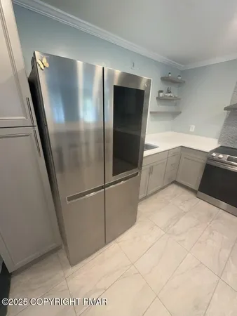 $2,100 | 5228 Hummingbird Drive, Pocono Summit, PA 18346