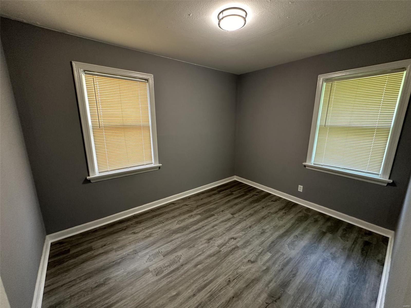 1220 Jennings Station Road St. Louis, MO 63137 - Photo 6 of 10 Gallery Image 6