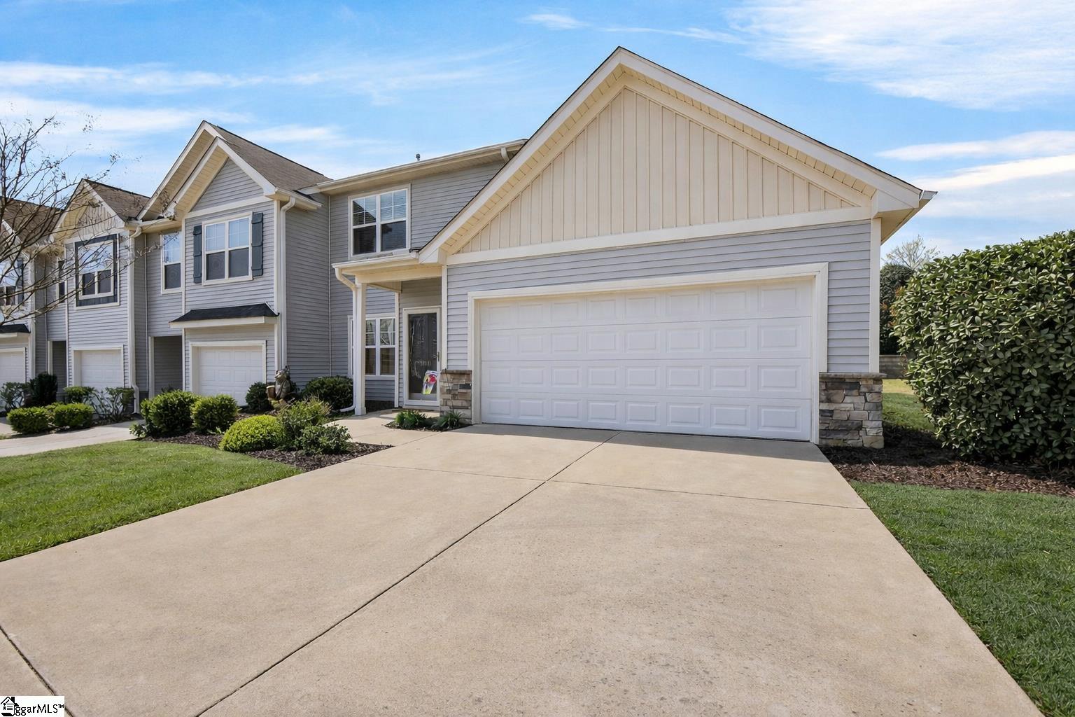800 Stonebriar Street Simpsonville, SC 29681 - Photo 3 of 34