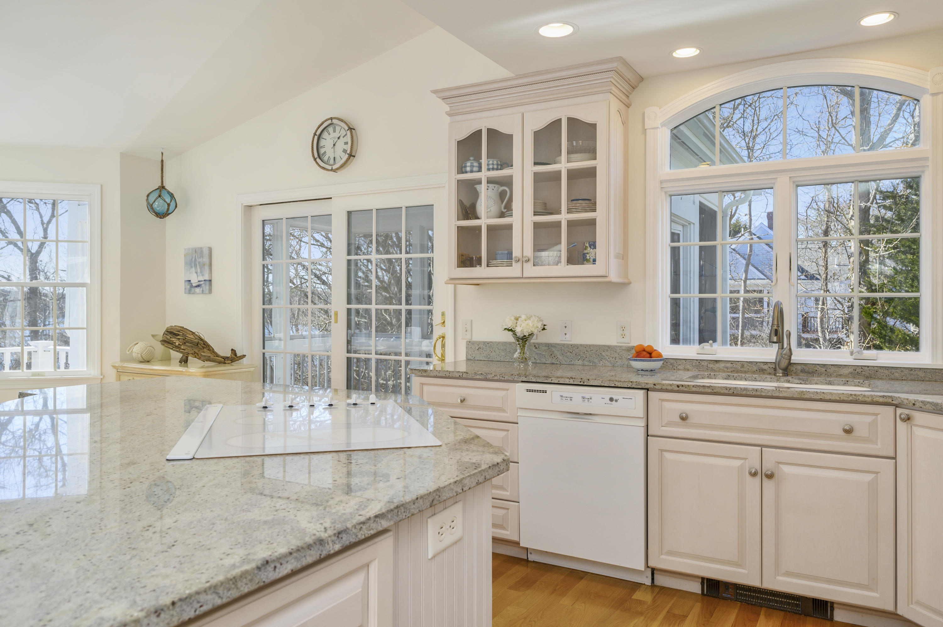 148 Griffiths Pond Road Brewster, MA 02631 - Photo 11 of 40 Kitchen