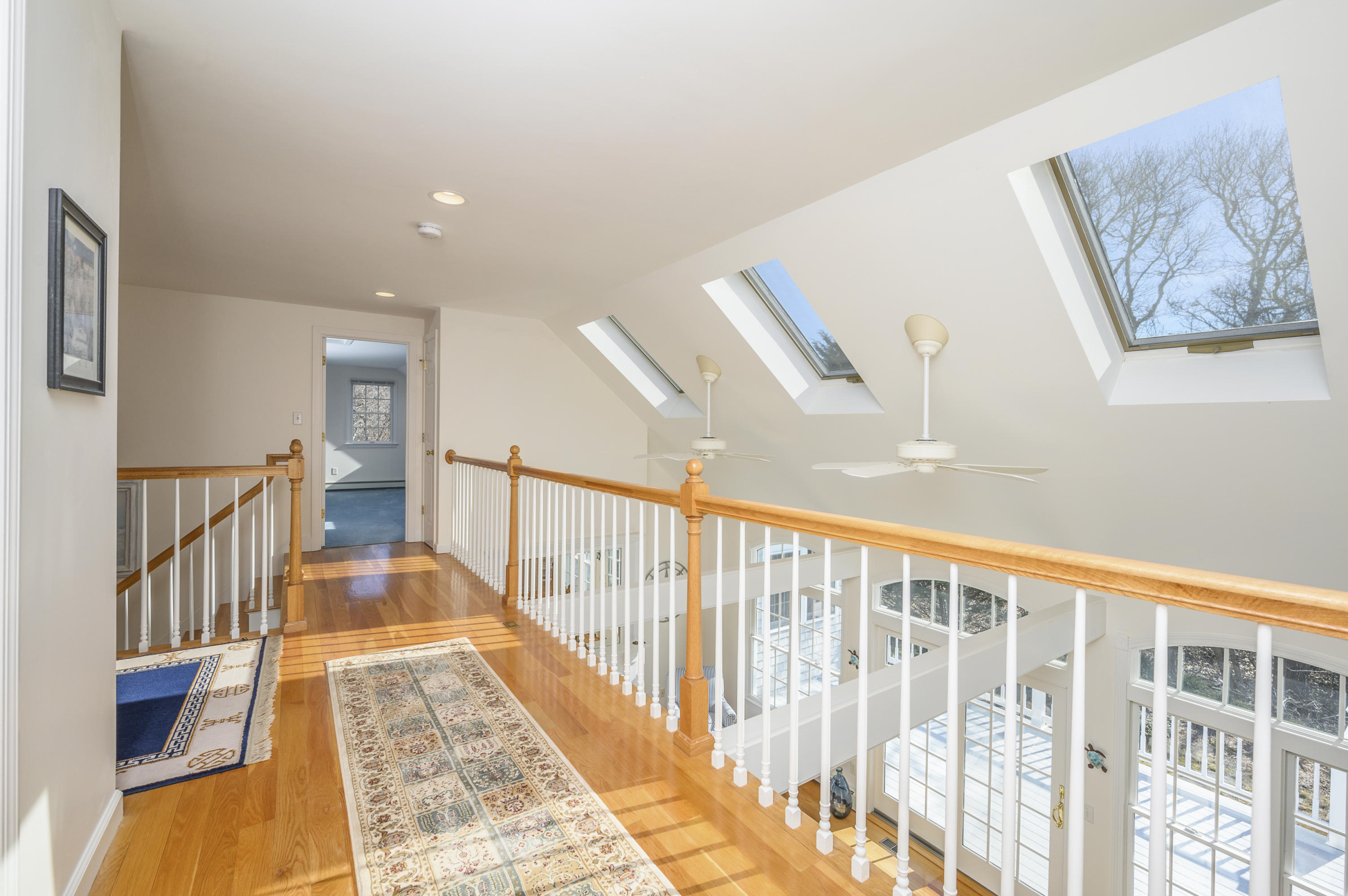 148 Griffiths Pond Road Brewster, MA 02631 - Photo 22 of 40 Interior balcony