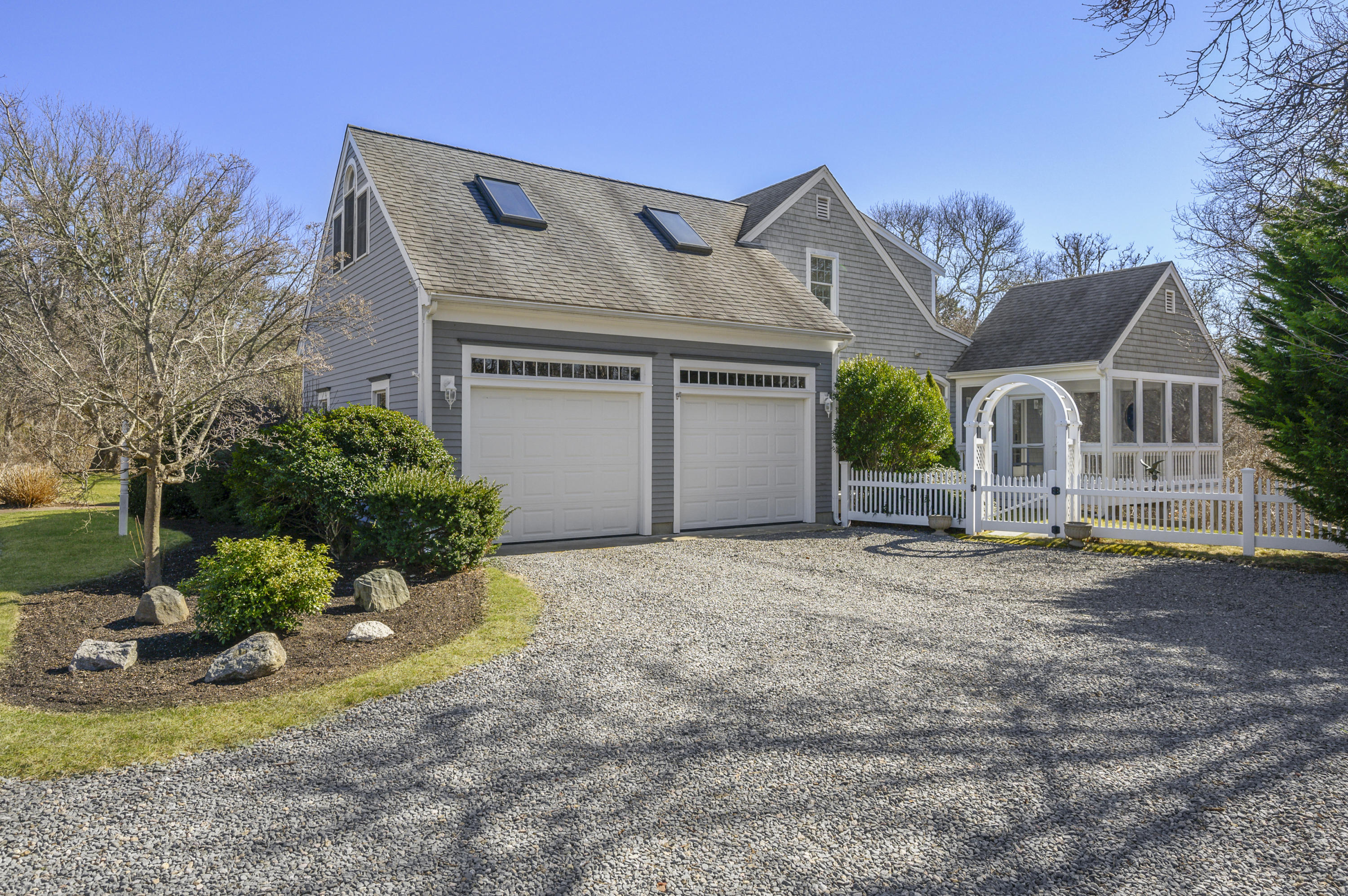 148 Griffiths Pond Road Brewster, MA 02631 - Photo 31 of 40 Garage side of house