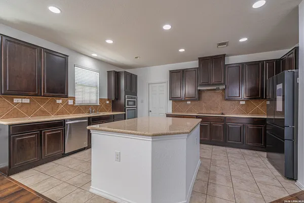 $2,800 | 2527 Villa Borghese, San Antonio, TX 78259