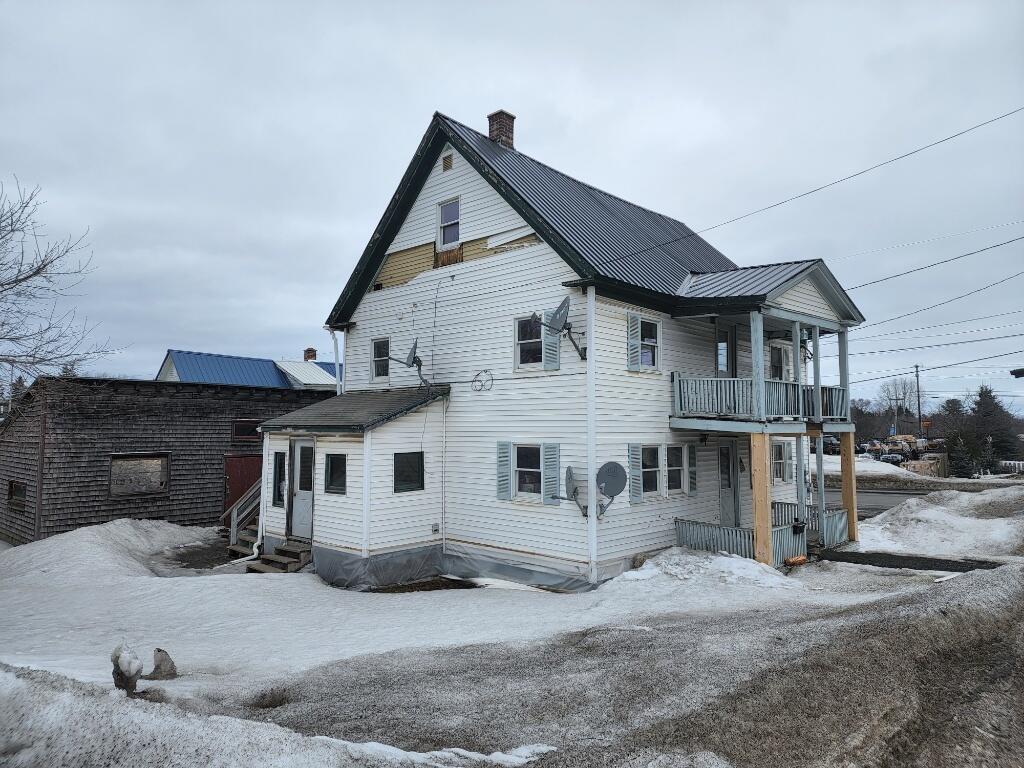 4 2nd Street Presque Isle, ME 04769 - Photo 3 of 17 16500444167526