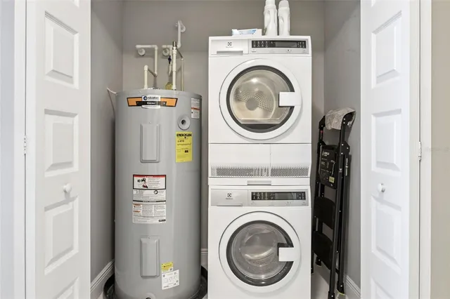 $445,000 | 16300 County Road 455, Unit 302, Montverde, FL 34756