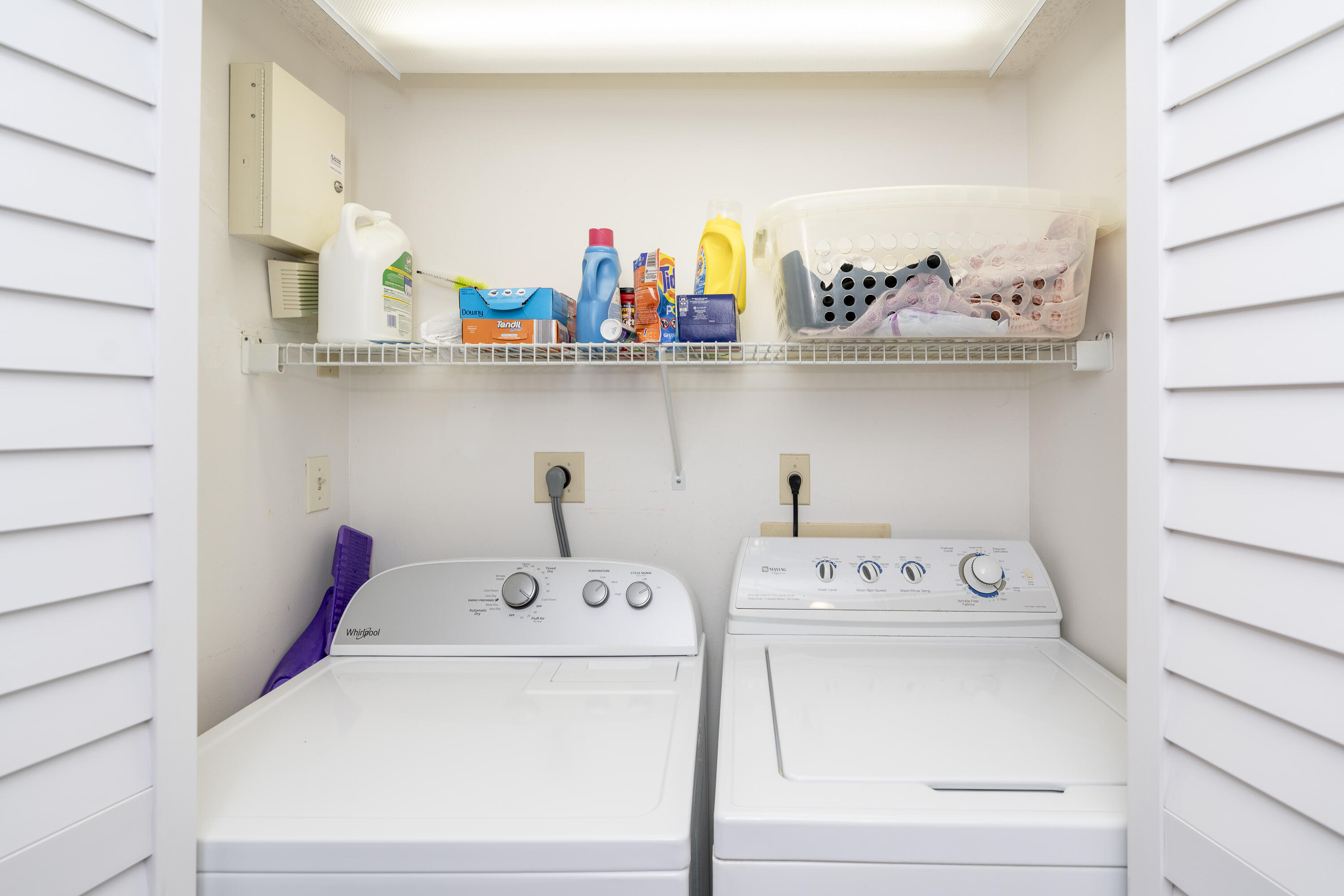 106 Half Moon Circle, Unit H2 Hypoluxo, FL 33462 - Photo 18 of 70 iPixx_01_02_Kitchen (8) - Copy