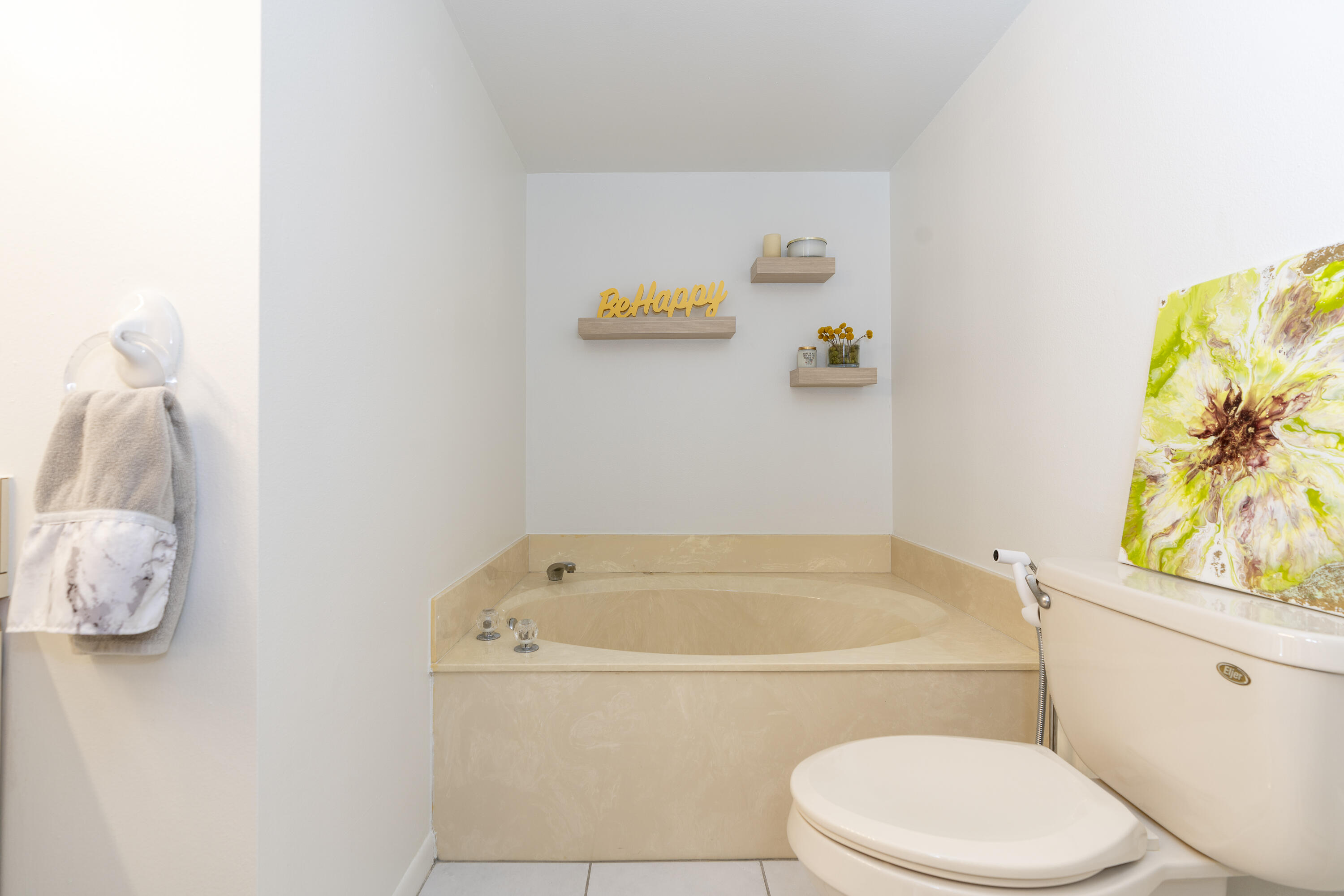 106 Half Moon Circle, Unit H2 Hypoluxo, FL 33462 - Photo 26 of 70 iPixx_01_06_Primary Suite (10) - Copy