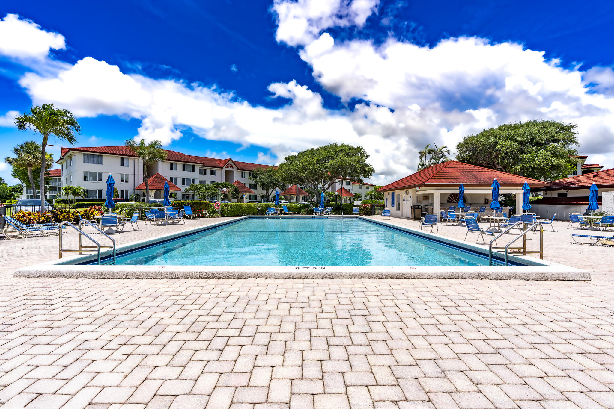 106 Half Moon Circle, Unit H2 Hypoluxo, FL 33462 - Photo 64 of 70 iPixx_11_Pool&Rec (9)