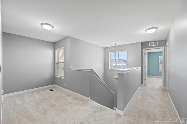 $2,400 | 450 Majestic Lane, Unit 450, Oswego, IL 60543