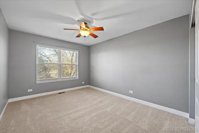 $2,400 | 450 Majestic Lane, Unit 450, Oswego, IL 60543