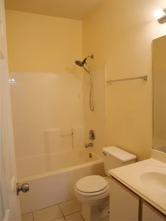 $1,250 | 6289 Wilcrest Drive, Unit 7302, Houston, TX 77072