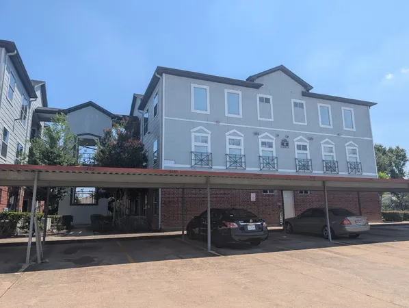 $1,250 | 6289 Wilcrest Drive, Unit 7302, Houston, TX 77072