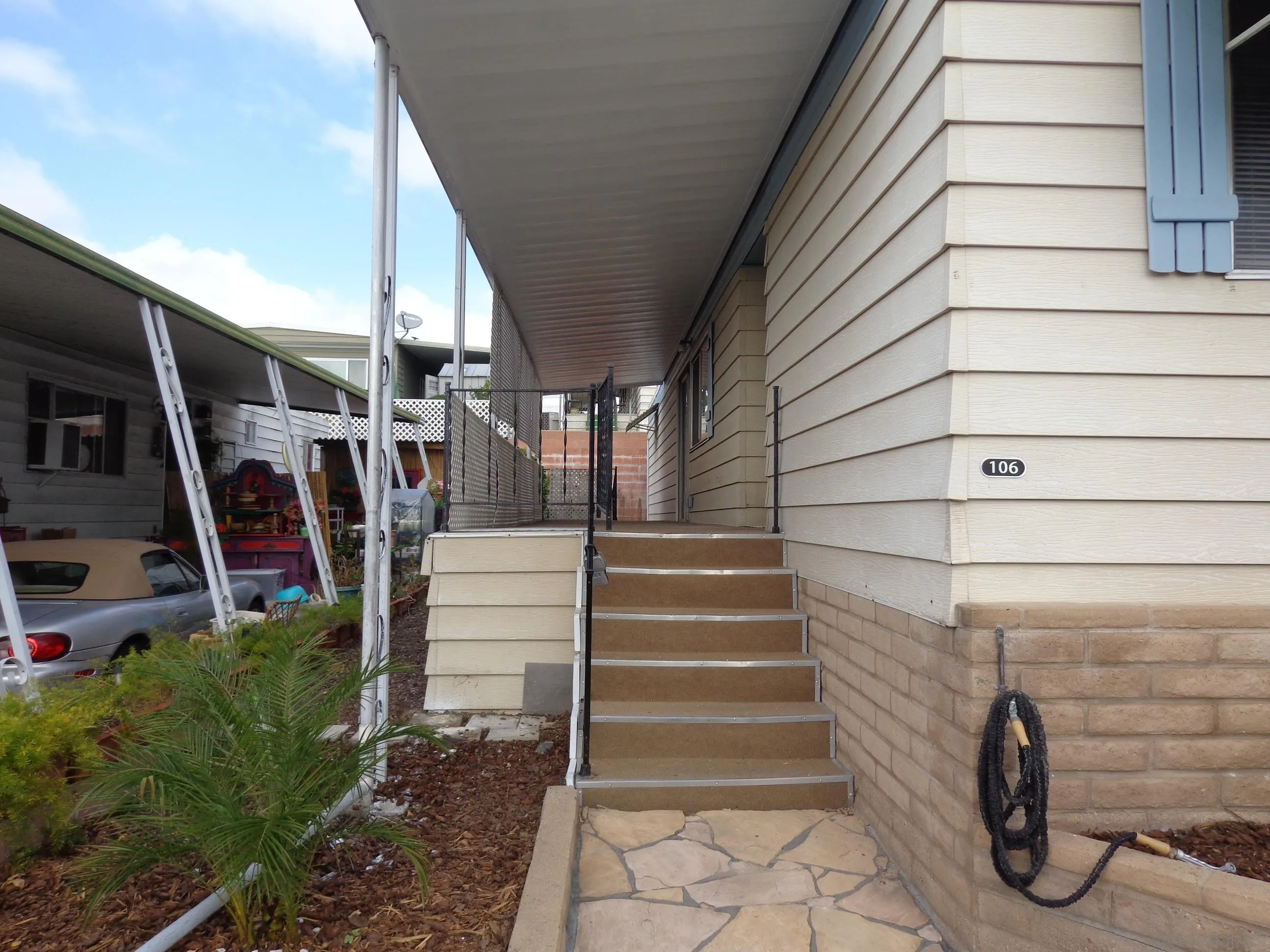 106 Havenview Lane Oceanside, CA 92056 - Photo 5 of 24 a view of entryway